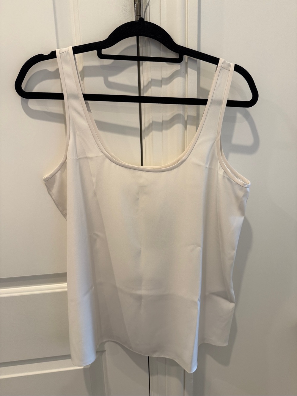 Banana Republic Essential Silk Tank M White NWT
